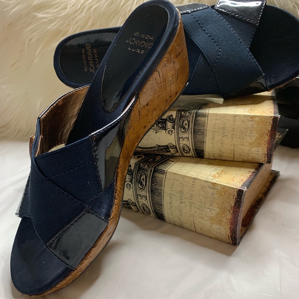 “Circa Joan & David Luxe”